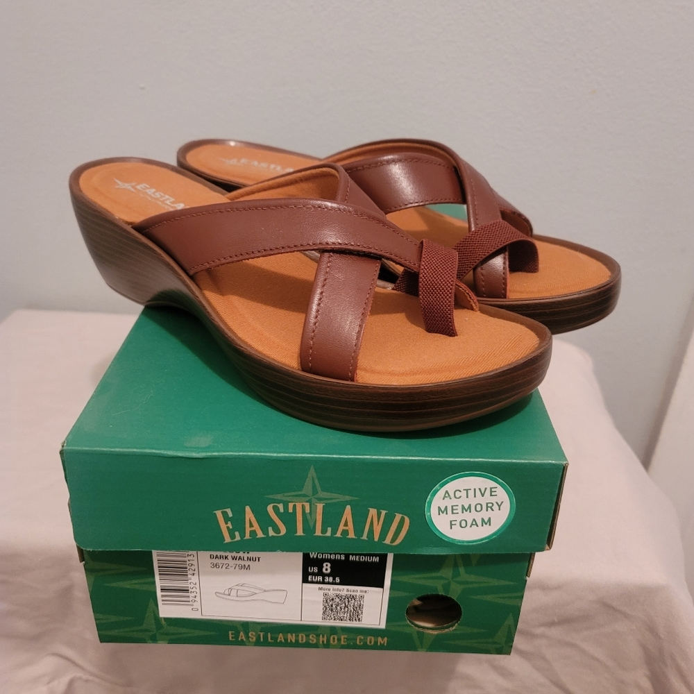 Eastland Willow Sandals